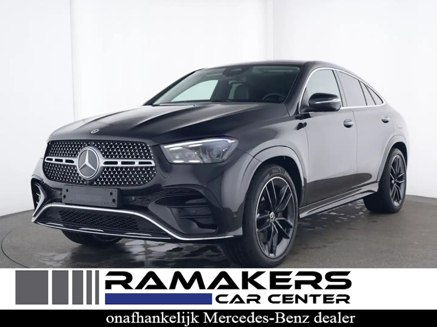 Mercedes-Benz GLE 400 e 4M Coupé AMG Premium Plus 22" PANO Distronic Zwart - 1