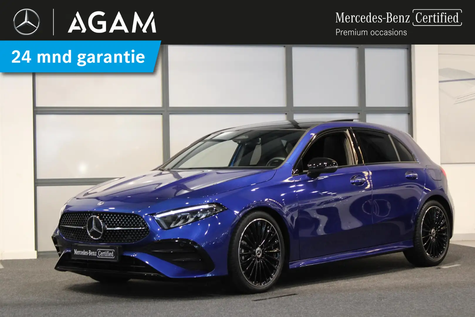 Mercedes-Benz A 180 Hatchback Star Edition AMG Line Panorama dak Blauw - 1