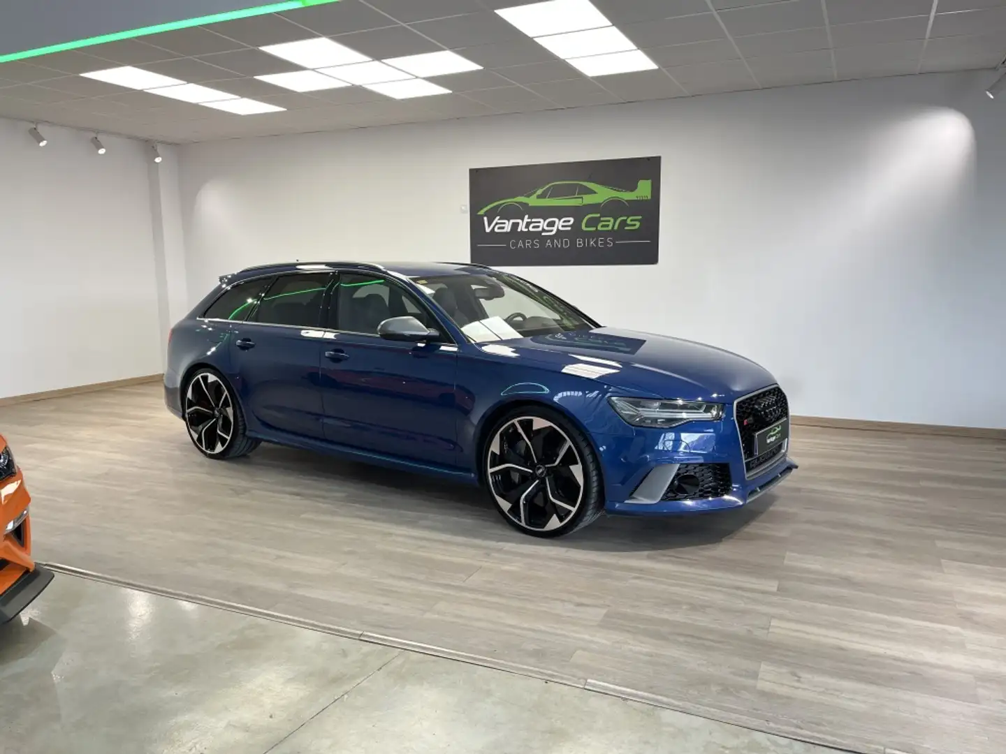 Audi RS6 RS 6 Avant 4.0 TFSI performance Q. Tip. Blau - 1