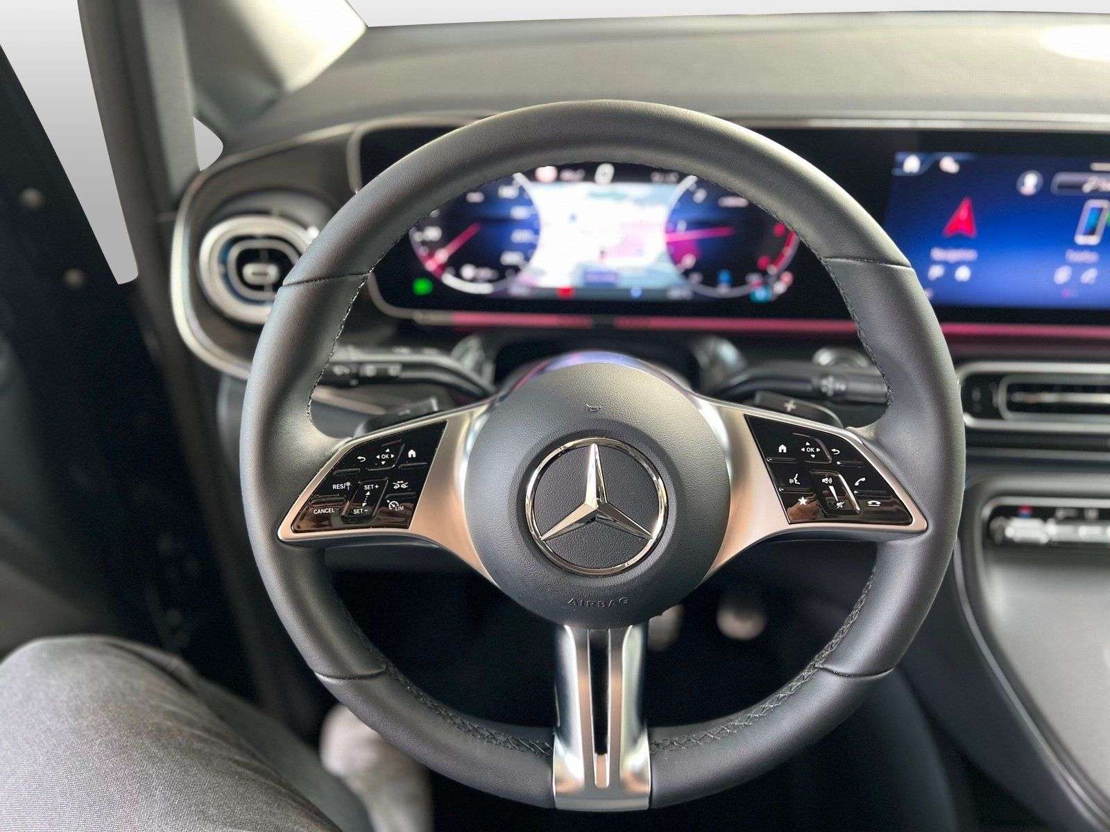 Mercedes-Benz V 220