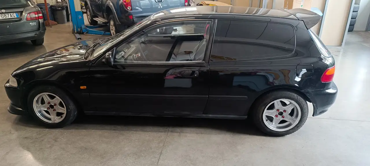 Honda Civic 5p 1.6i vtec SR, foto 2