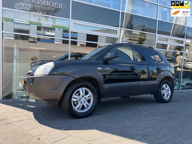 Hyundai TUCSON 2.7i V6 4WD Style