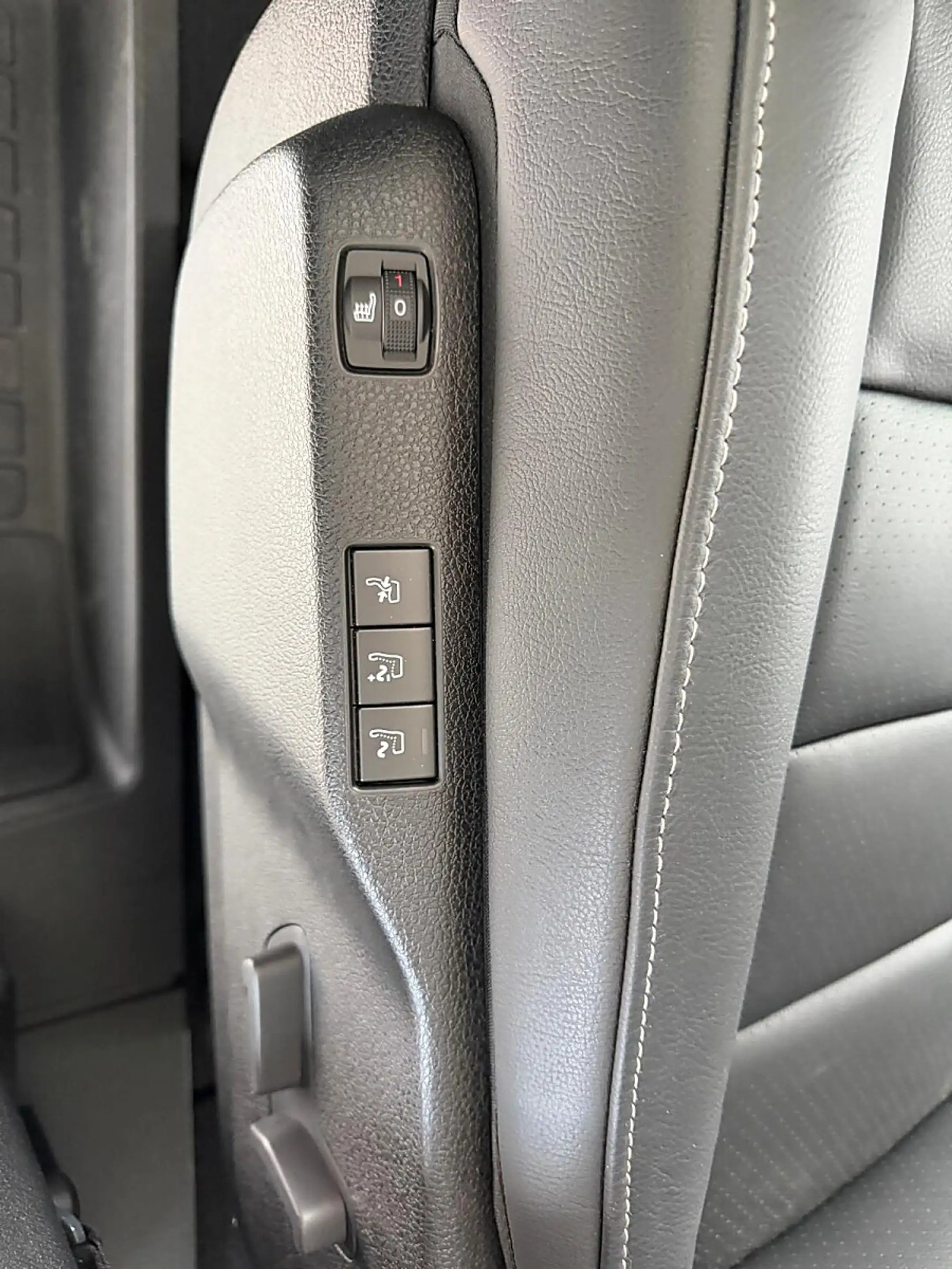 Citroen Spacetourer BlueHDI 180 S&S EAT8 XL Business Lounge *6-Sitzer* — photo 8