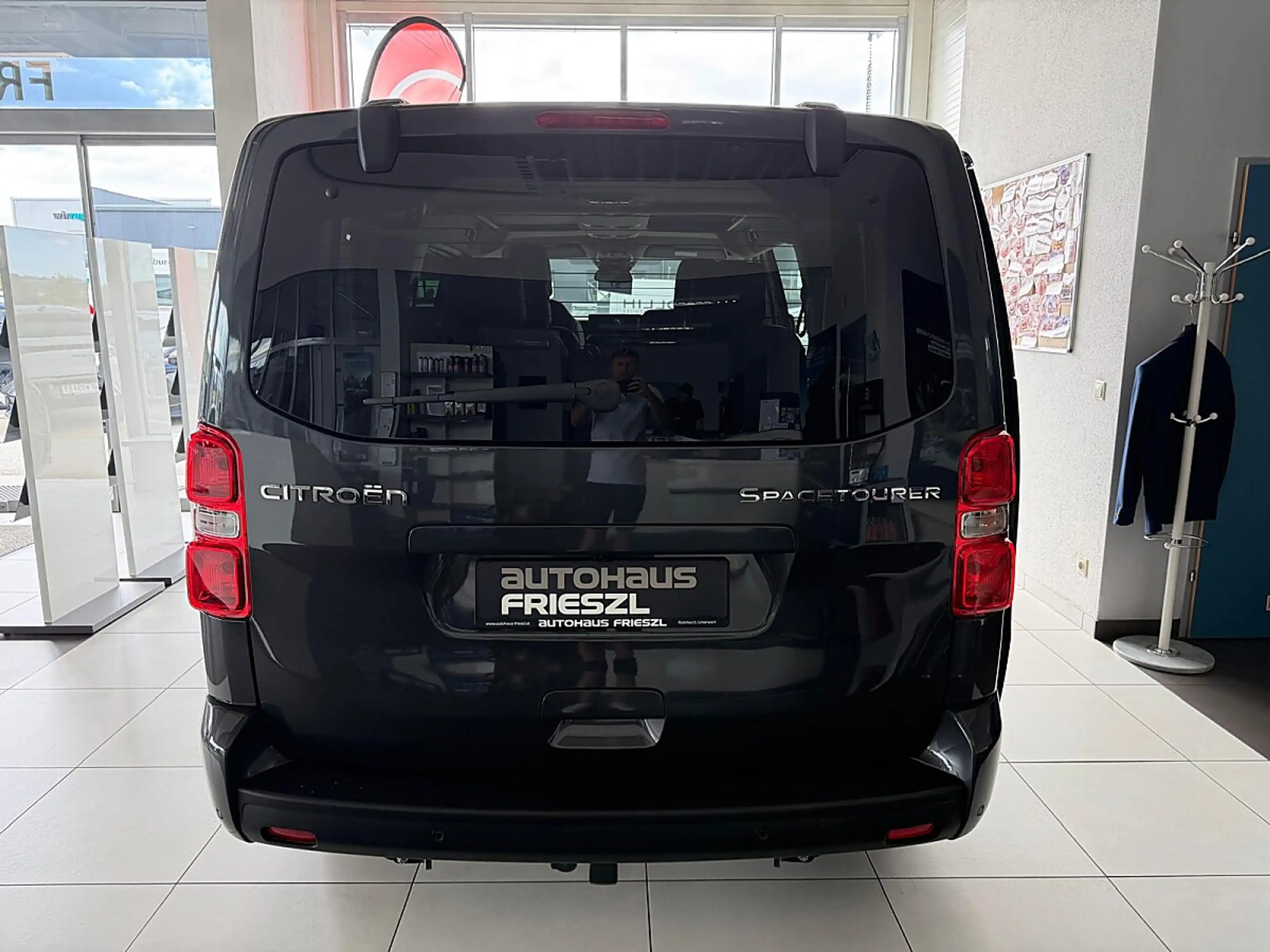 Citroen Spacetourer BlueHDI 180 S&S EAT8 XL Business Lounge *6-Sitzer* — photo 3