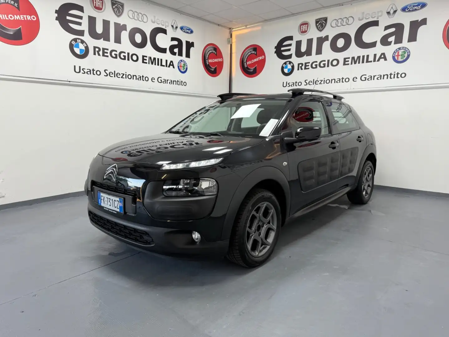 Citroen C4 Cactus BlueHDi 100 Feel Edition Noir - 1