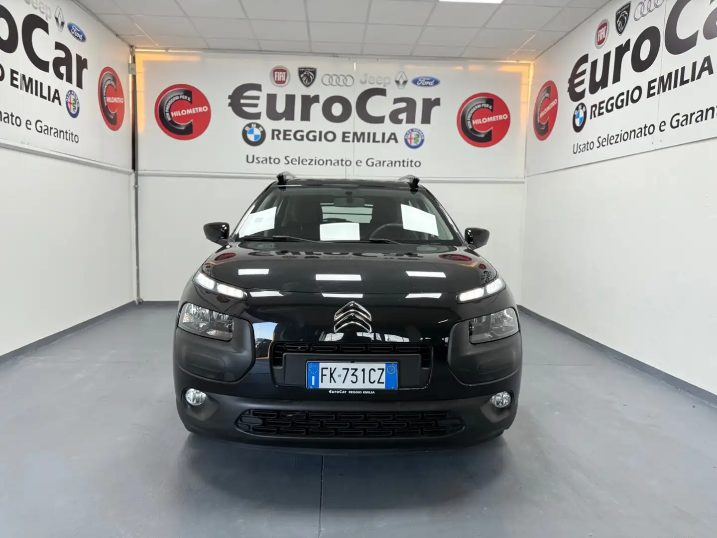 Citroen C4 Cactus BlueHDi 100 Feel Edition Noir - 2