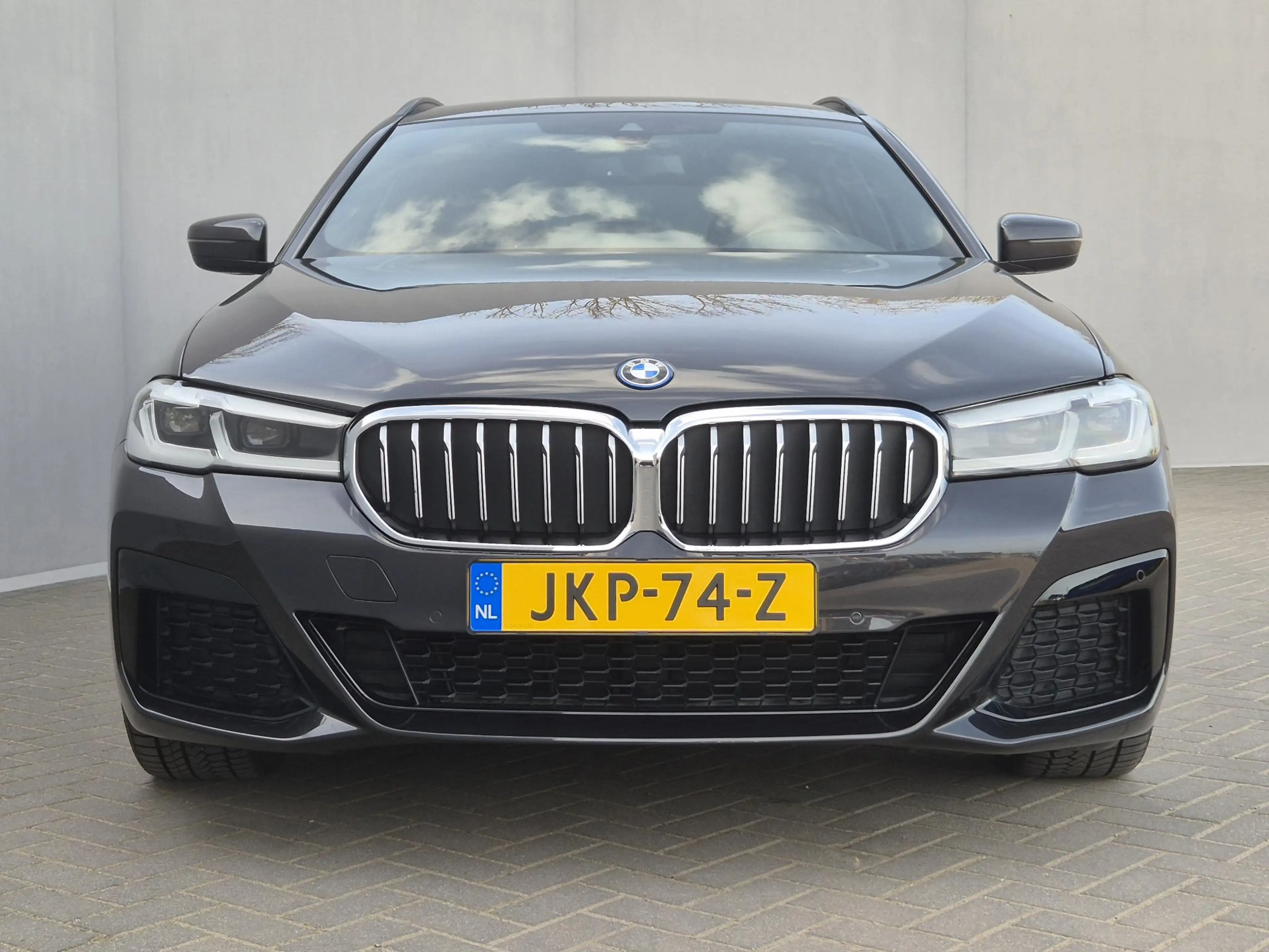 BMW 530 5-serie Touring 530e xDrive Business Edition Plus — photo 24