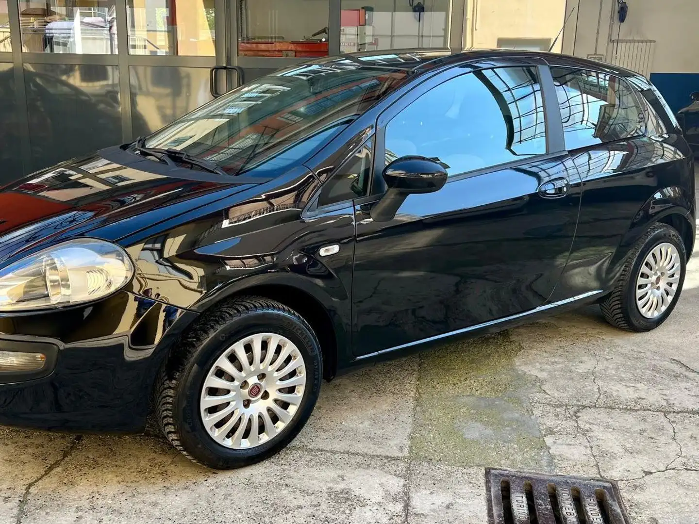 Fiat Punto Evo Punto Evo 3p 1.4 Dynamic Gpl 77cv Noir - 1