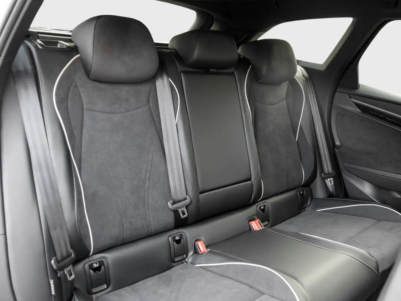 Volkswagen ID.7 Tourer Pro AHK IQ.Light Navi HarmanK. AreaView 4
