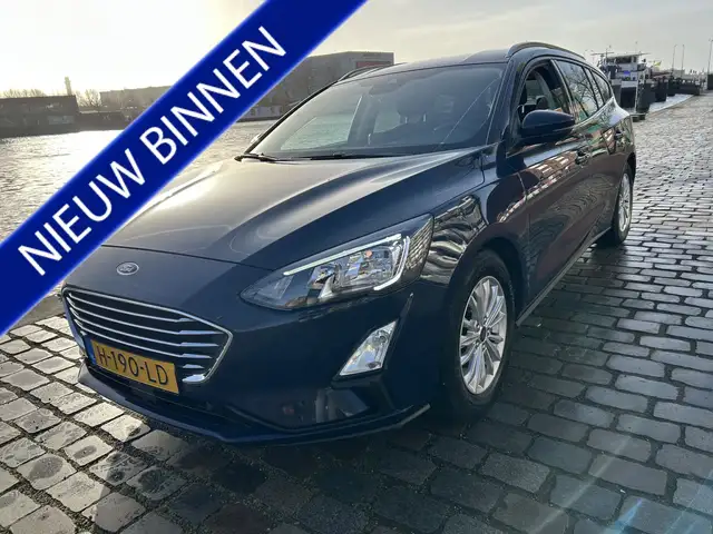 Ford Focus Wagon 1.5 EcoBoost Titanium Business navi/camera a