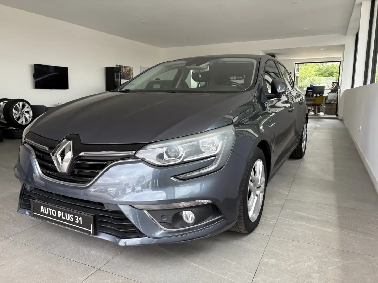 Renault Megane Berline dCi 110 Energy Intens - 1