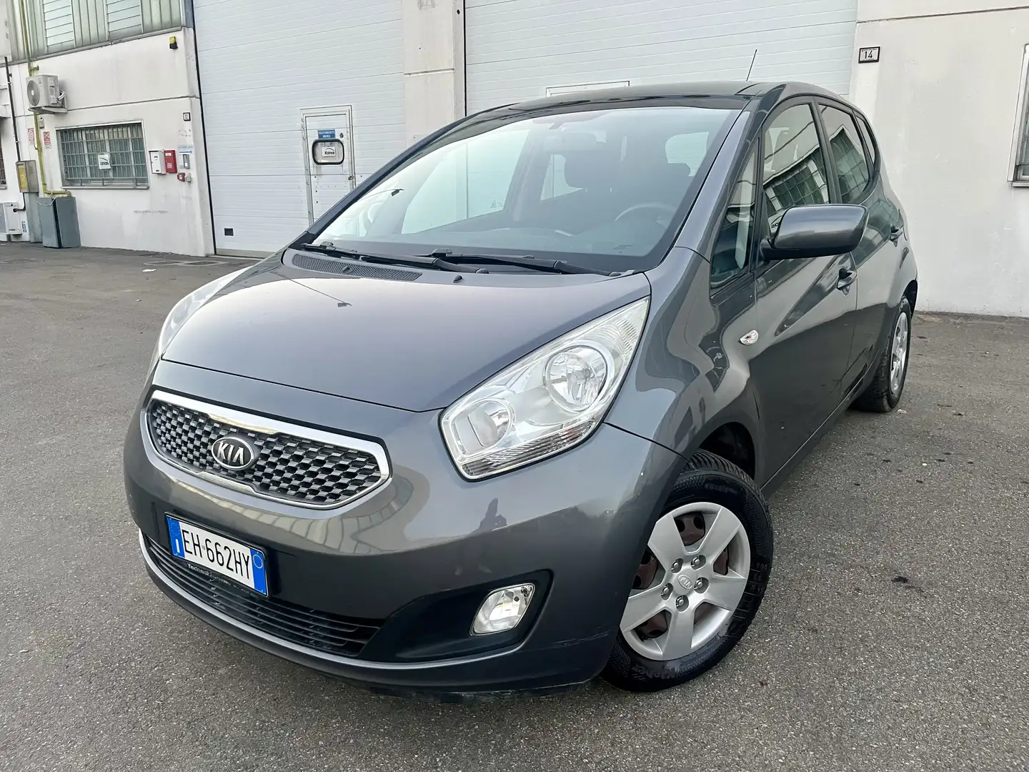 Kia Venga 1.4 benzina perfetta per neopatentati - 1
