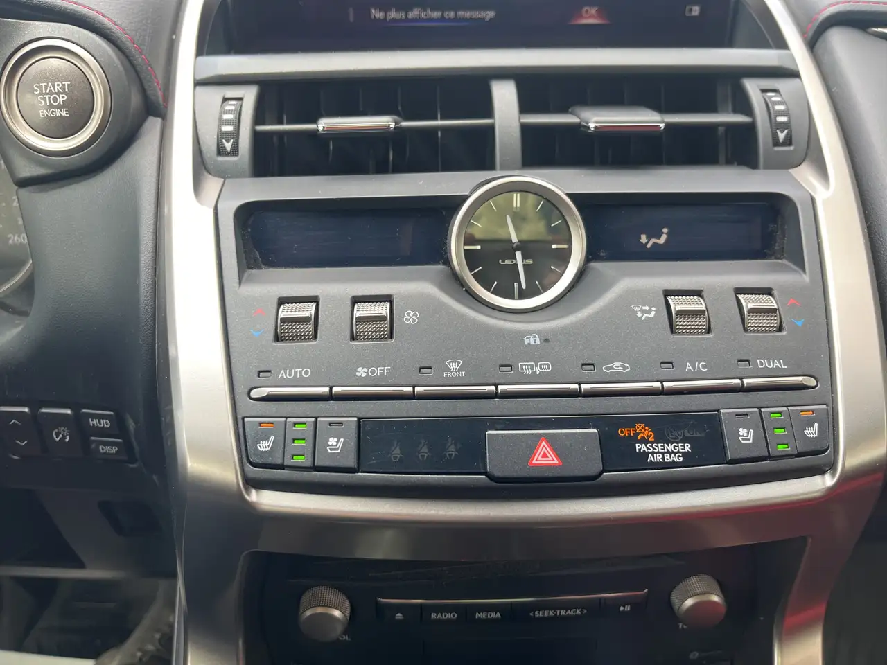 Lexus NX снимка Lexus NX