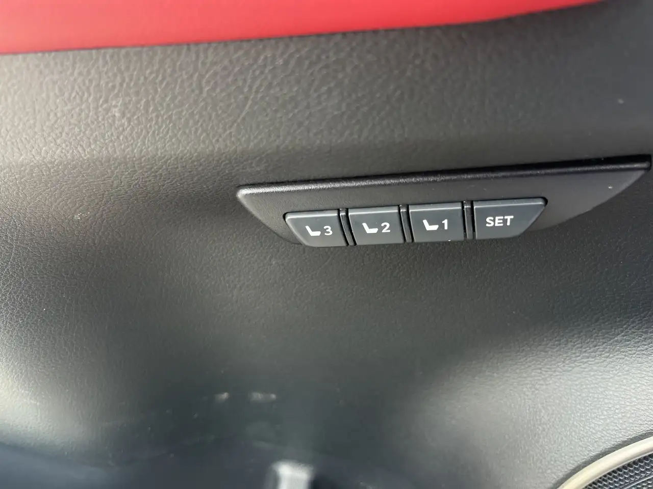 Lexus NX снимка Lexus NX