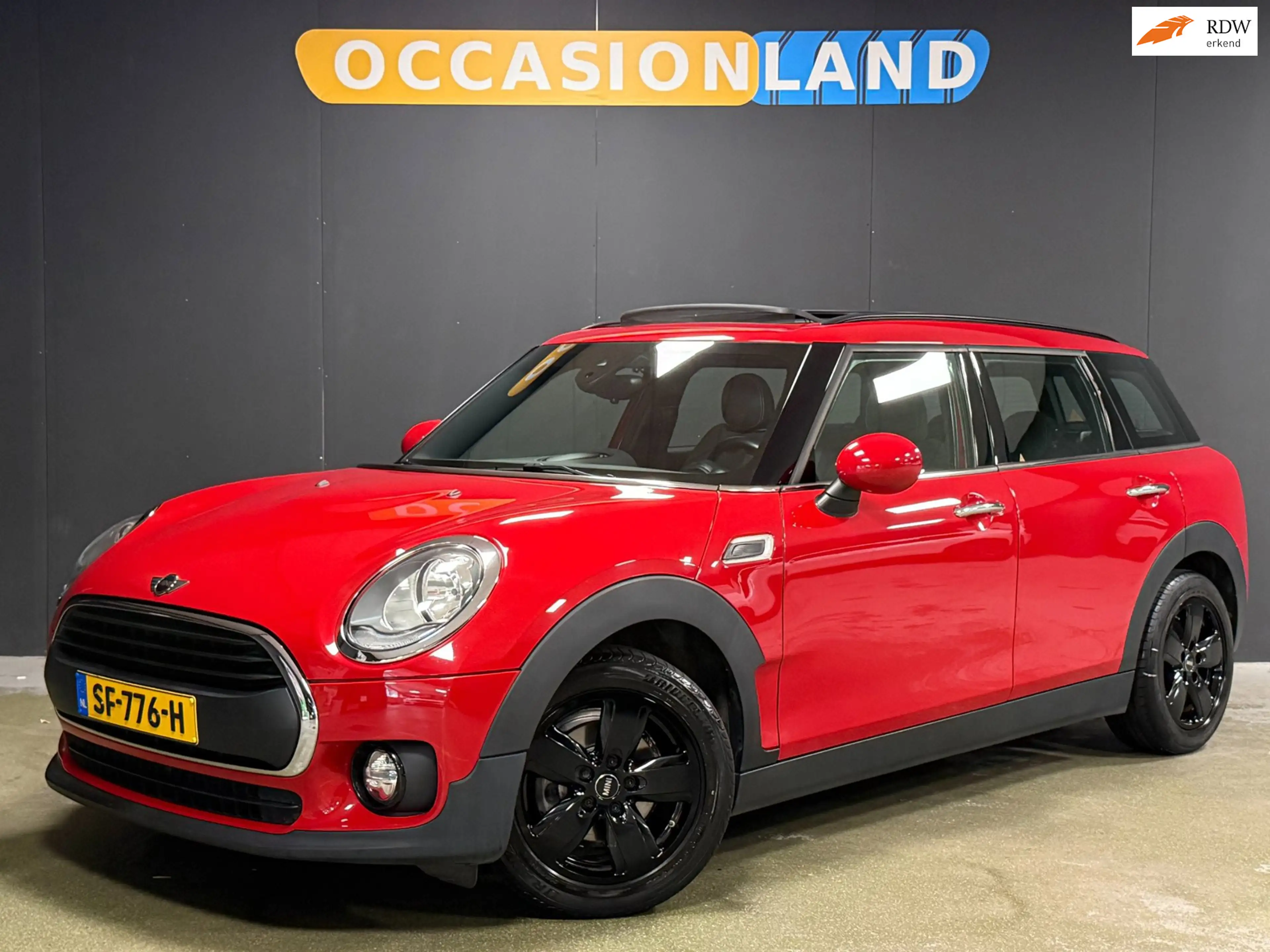 MINI One Clubman 1.5 Business|PANO|JCW Pakket|CRUISE|BLUETOOTH|16IN