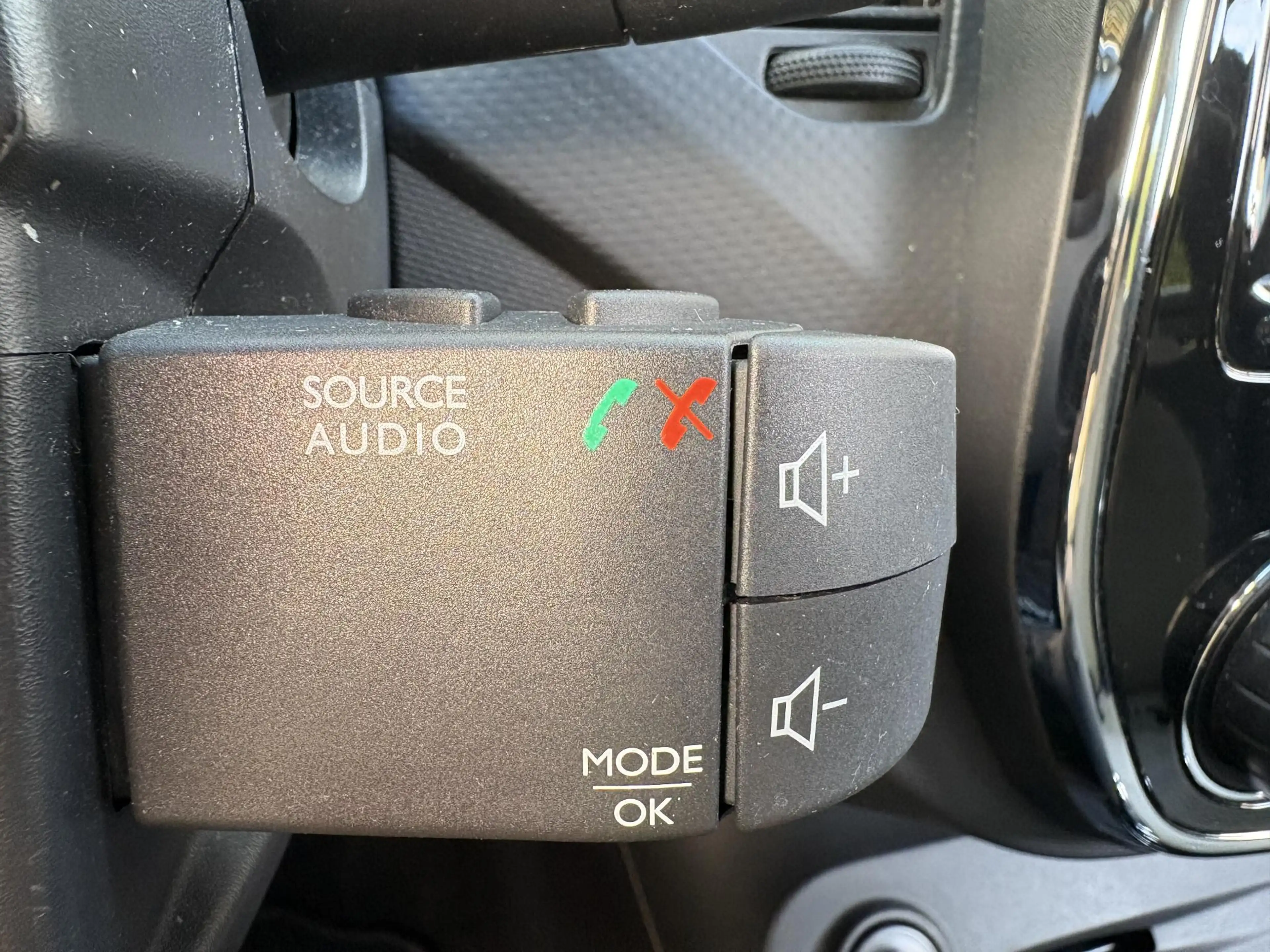 Renault Captur 1.2 TCe Dynamique — photo 24