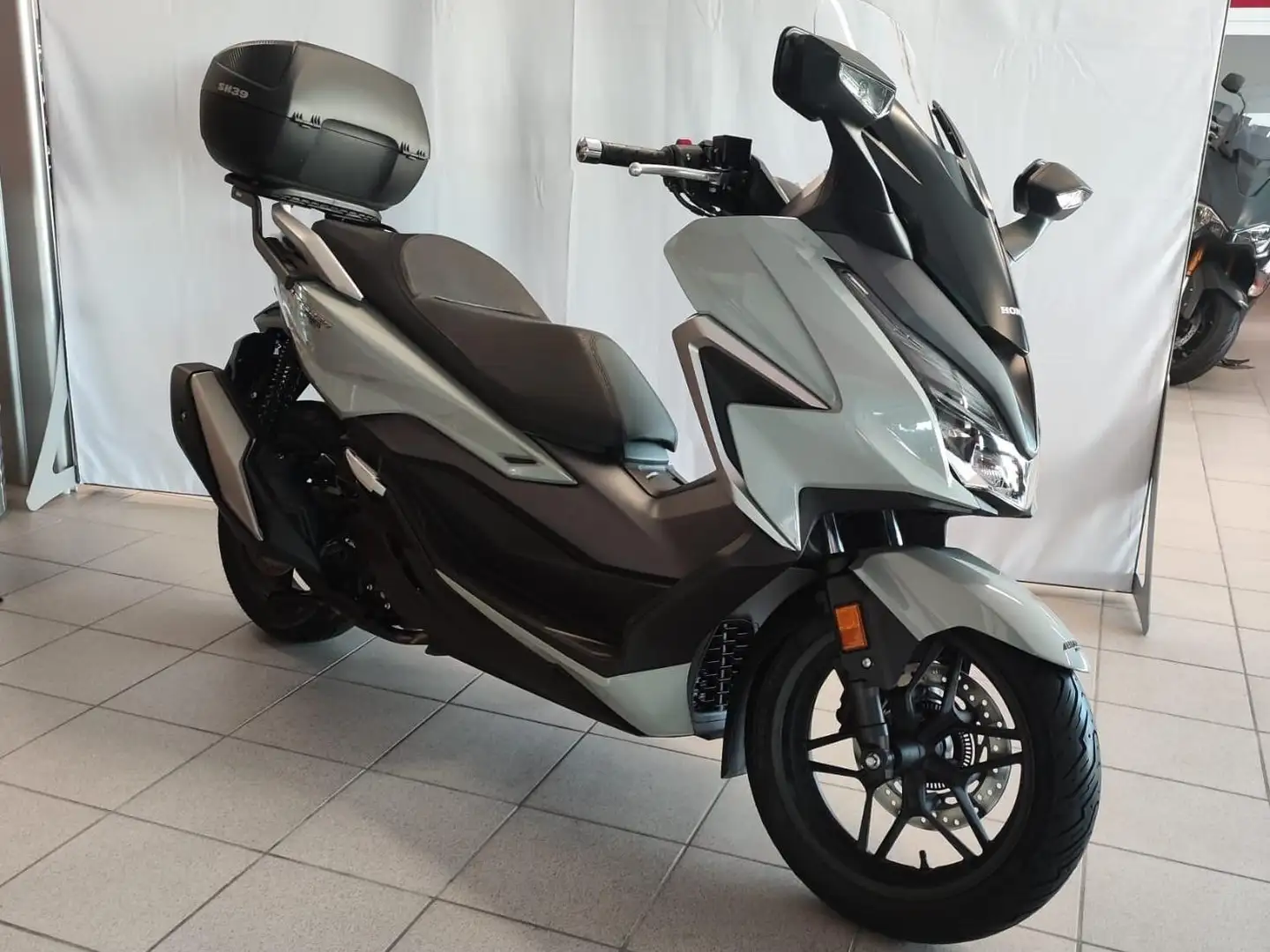 Honda Forza 350 abs Gris - 1