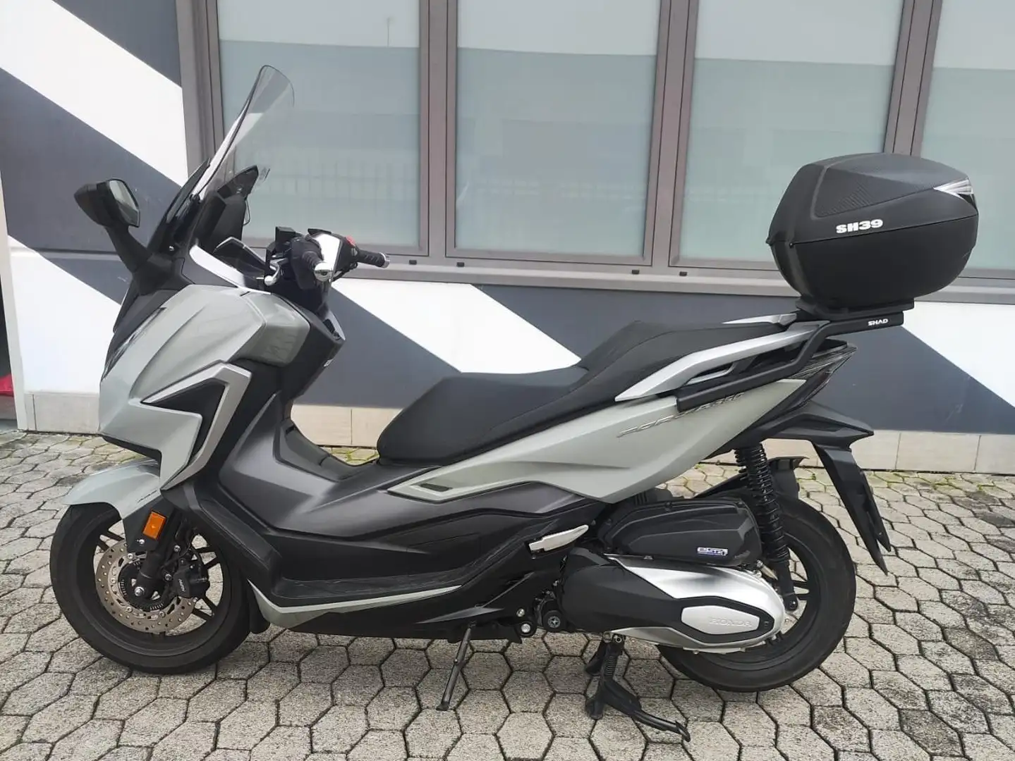 Honda Forza 350 abs Grigio - 2