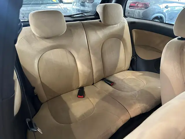 Lancia Ypsilon view 12