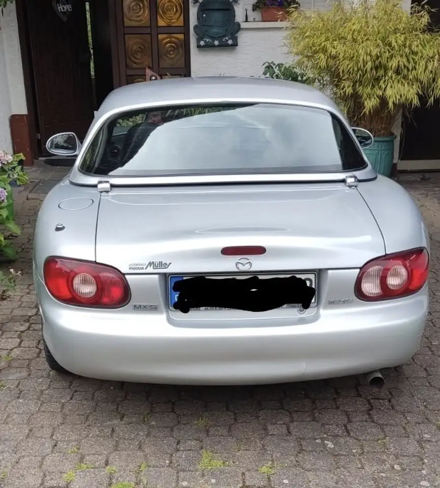 Mazda MX-5 1.6i 16V, foto 6