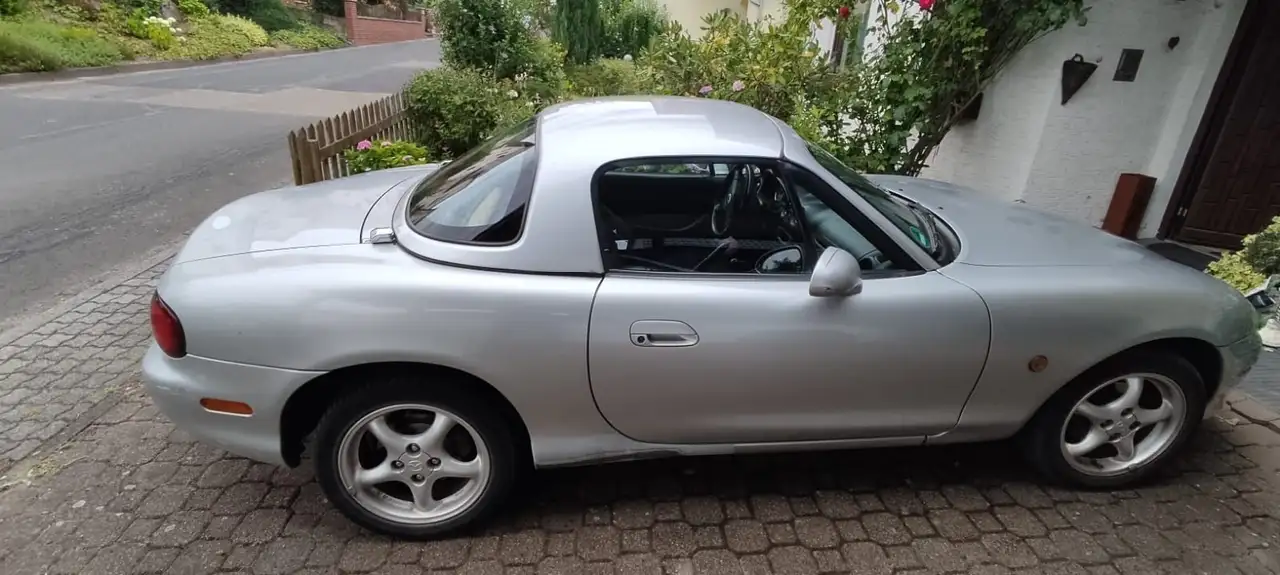 Mazda MX-5 1.6i 16V, foto 5