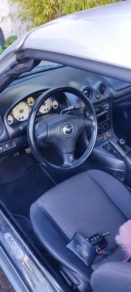 Mazda MX-5 1.6i 16V, foto 2