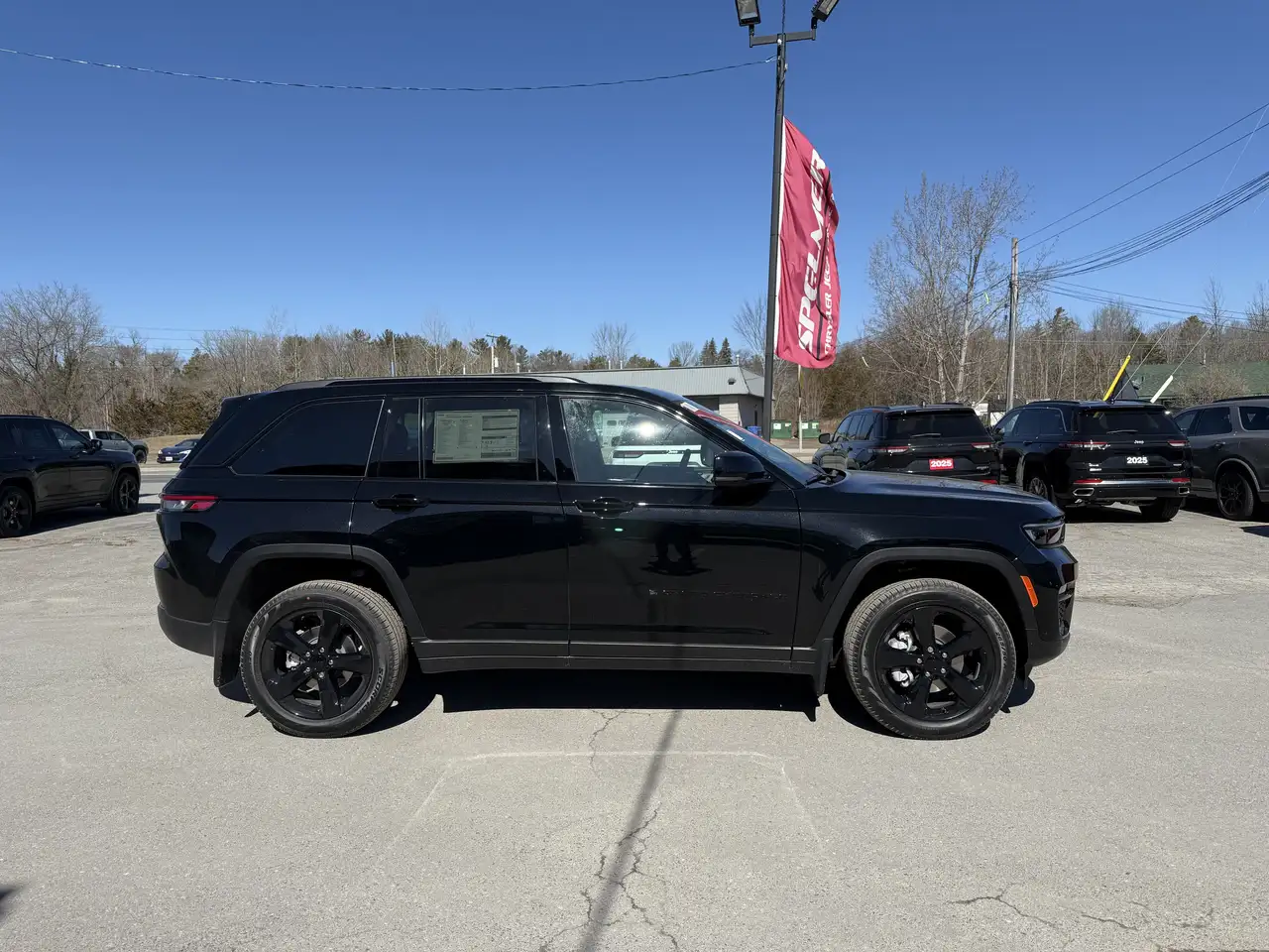 Jeep Grand Cherokee снимка Jeep Grand Cherokee