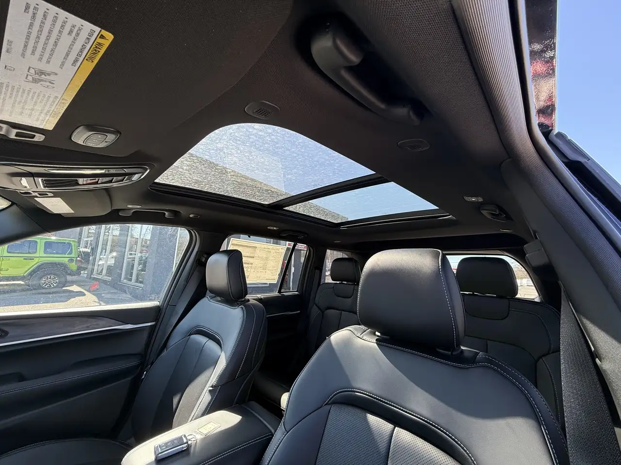 Jeep Grand Cherokee снимка Jeep Grand Cherokee