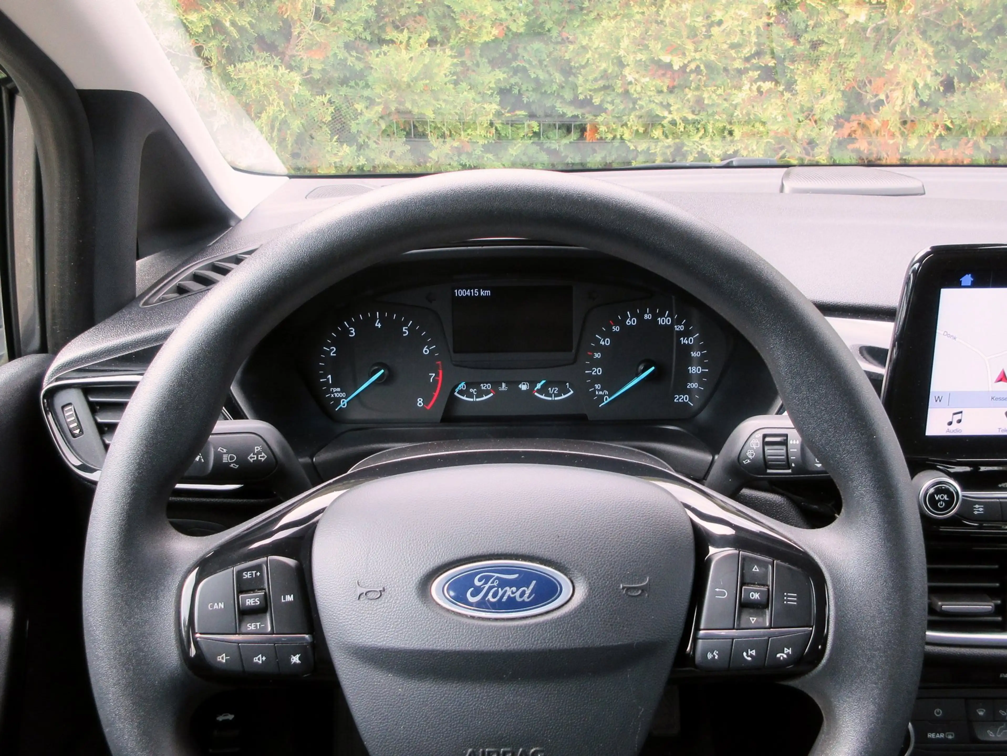 Ford Fiesta 1.1 5-drs * Navi * Cruise Control * — photo 12