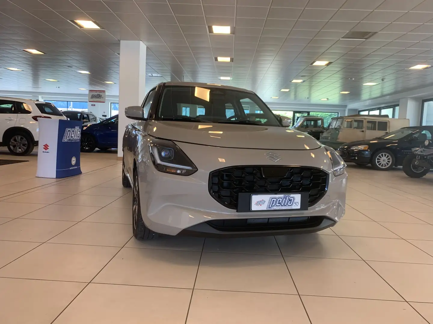 Suzuki Swift Swift 1.2 Hybrid Top Beige - 2