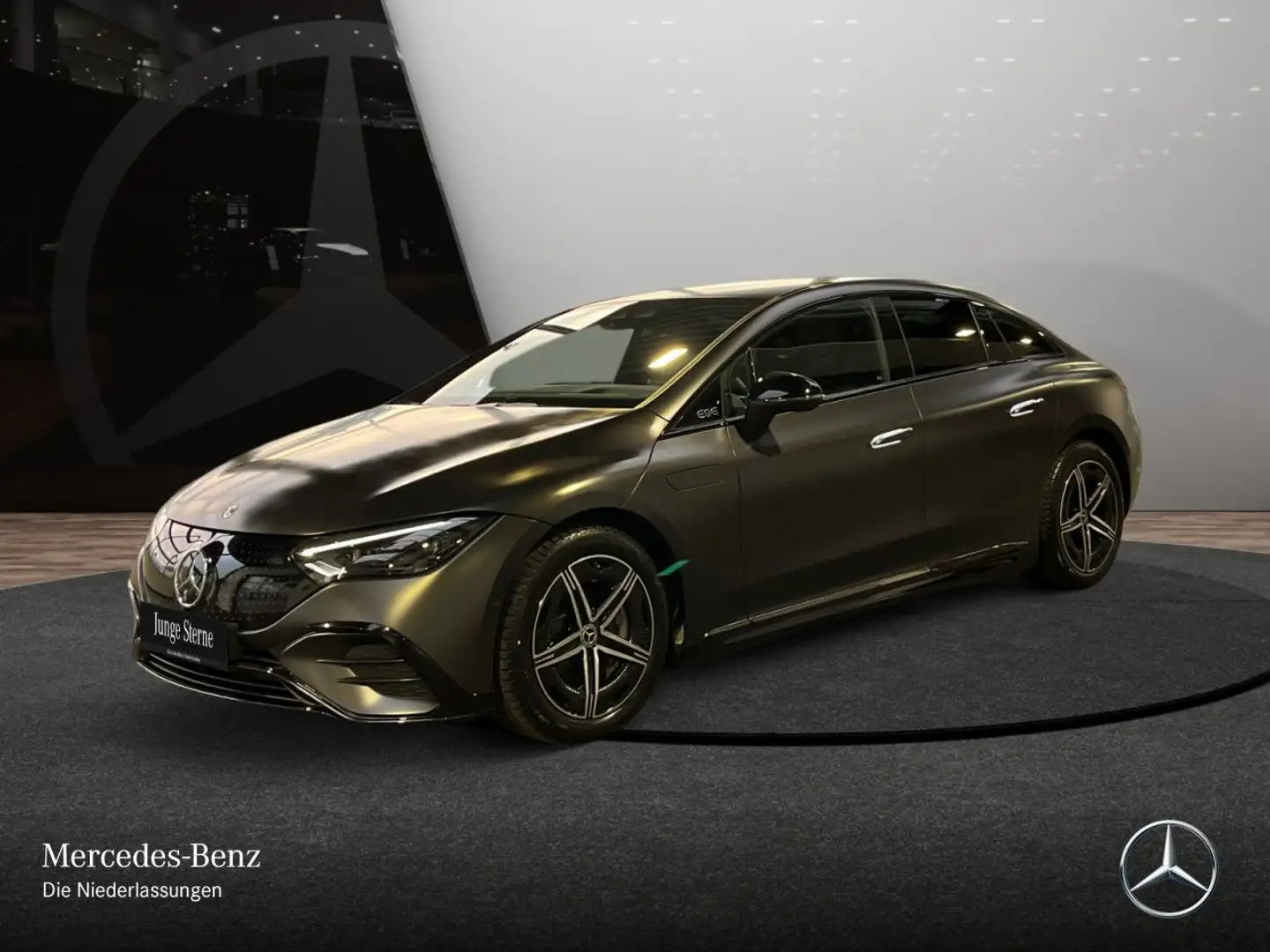 Mercedes-Benz EQE 350 AMG Fahrass WideScreen Burmester Distr+ Grau - 2