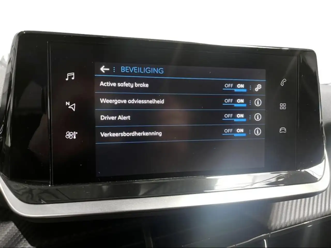 Peugeot 2008 Style 31