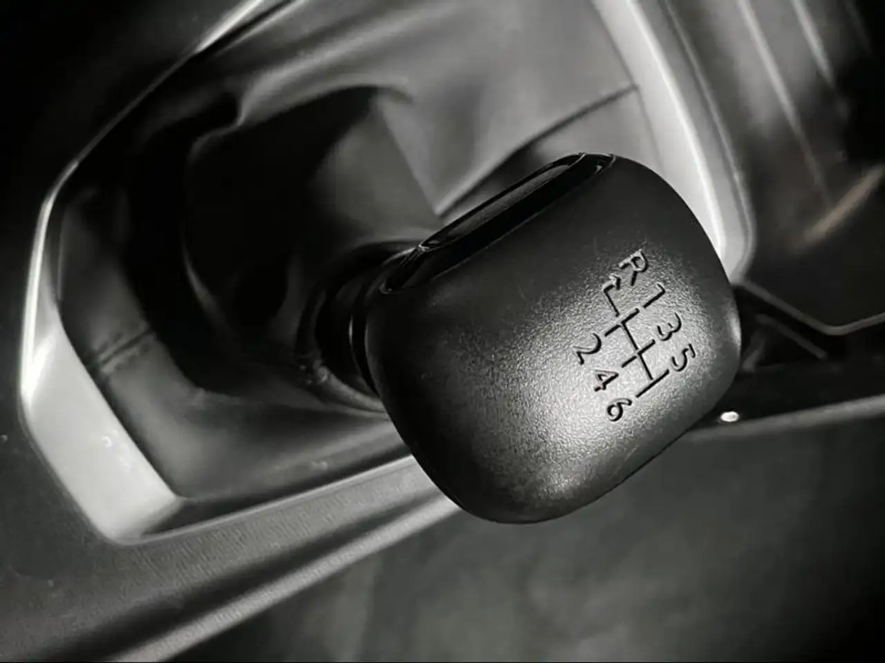 Peugeot 2008 Style 15