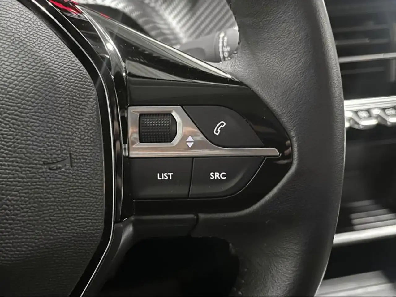 Peugeot 2008 Style 19