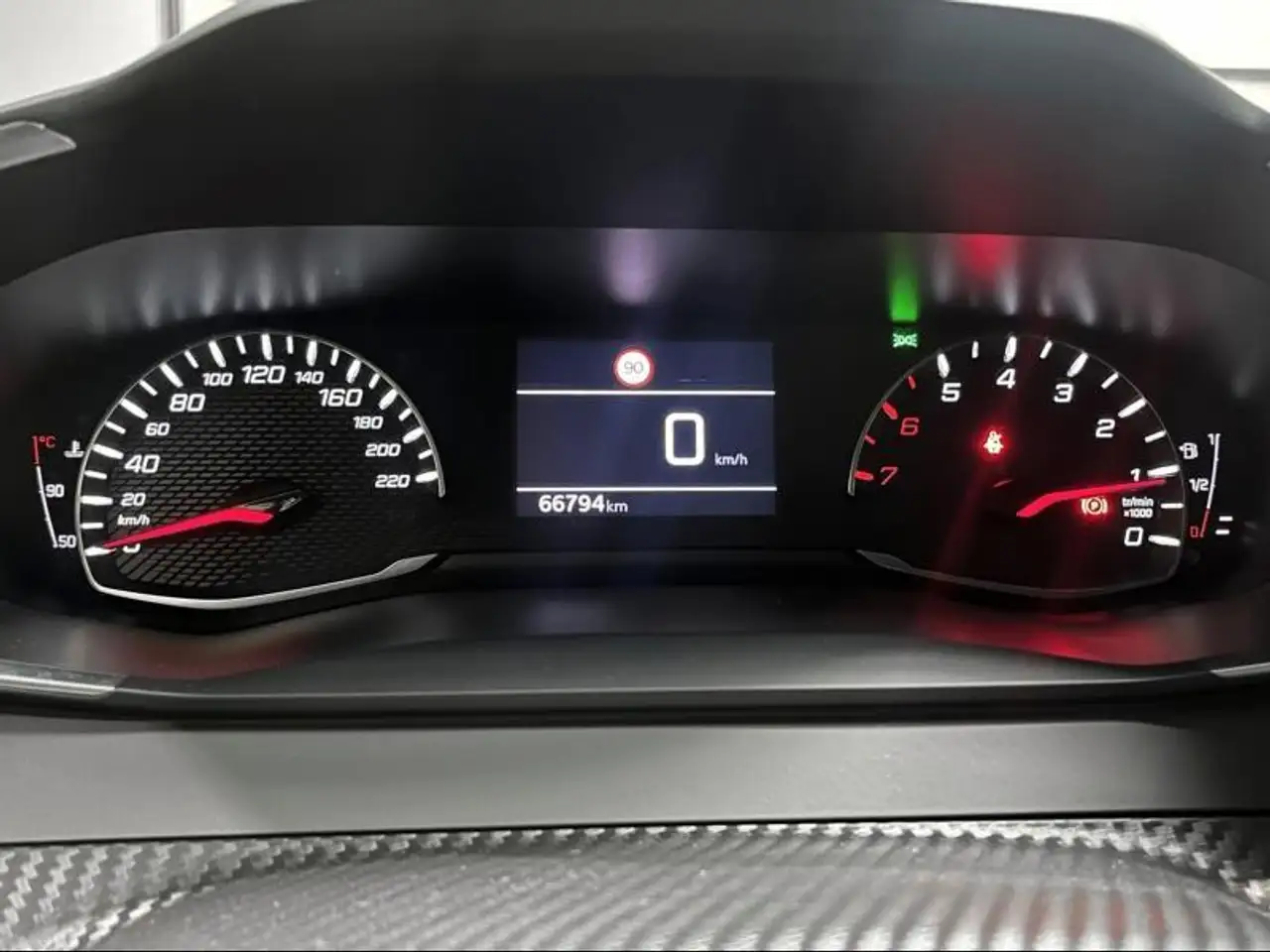 Peugeot 2008 Style 17