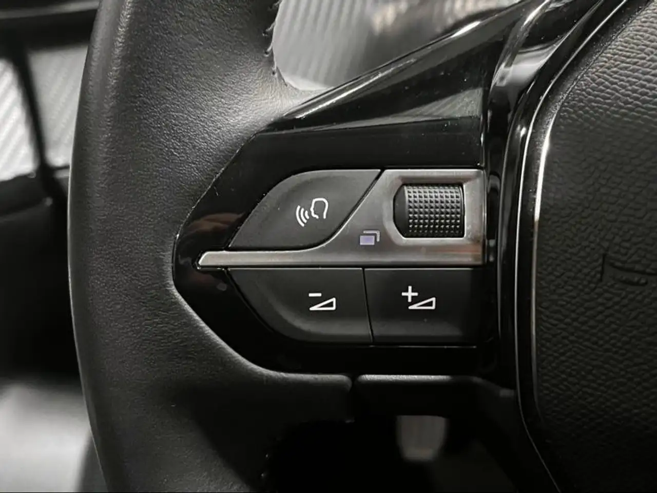 Peugeot 2008 Style 18