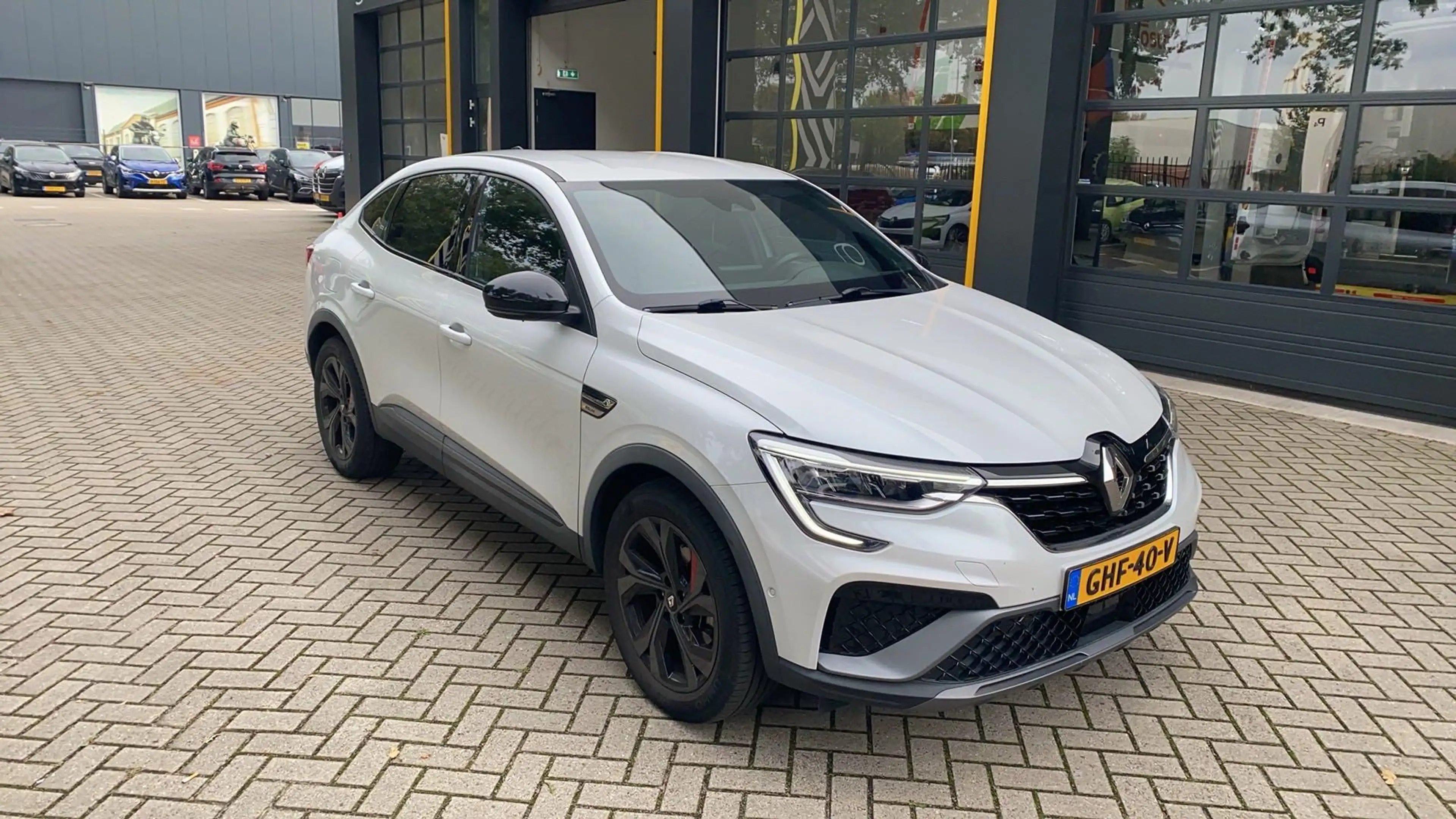 Renault Arkana 1.6 E-Tech Hybrid 145 R.S. Line — photo 5