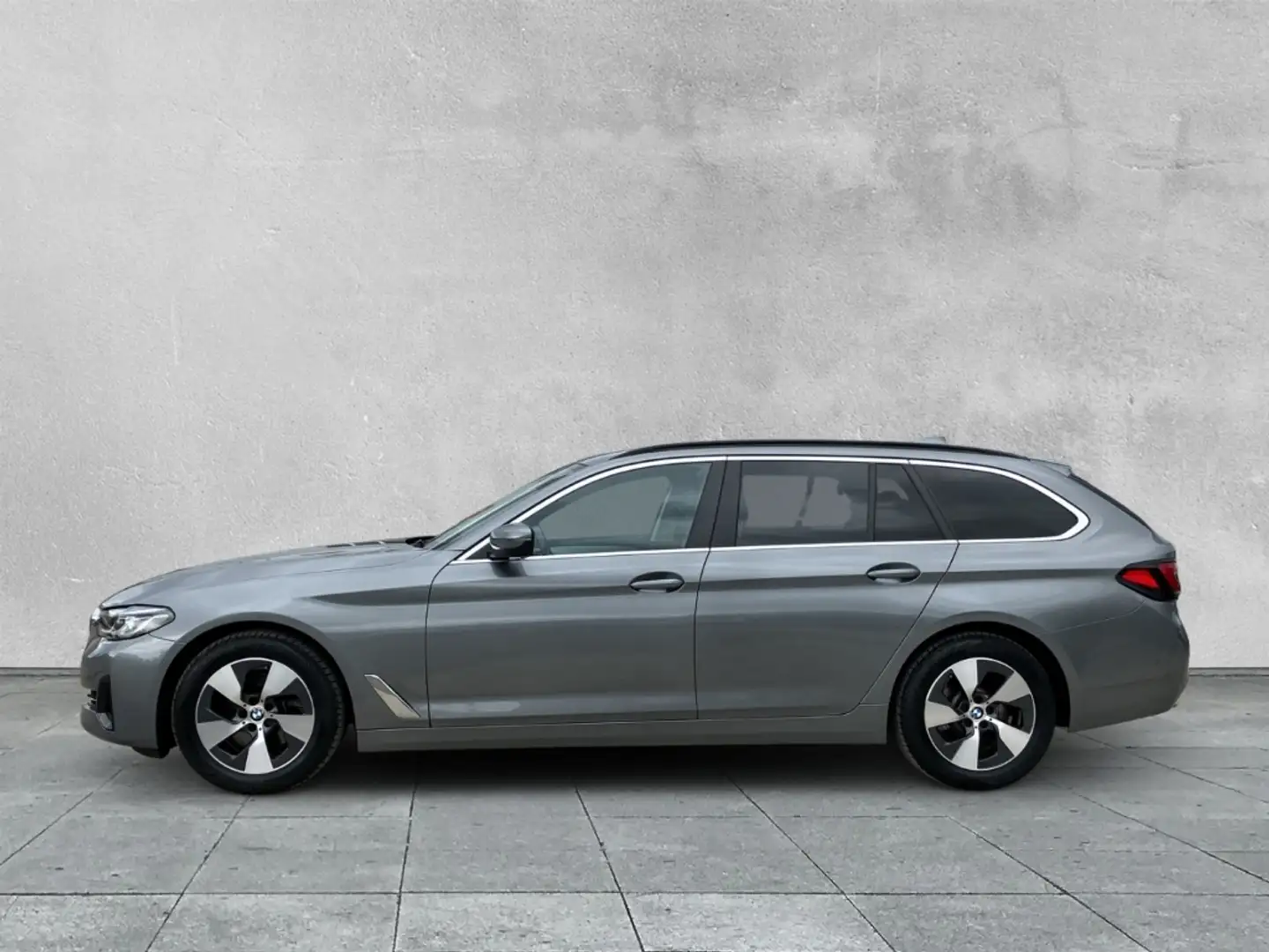 BMW 520 d Touring Automatik +LED+NAV+KAMERA+ACC+SHZ+ Grau - 2
