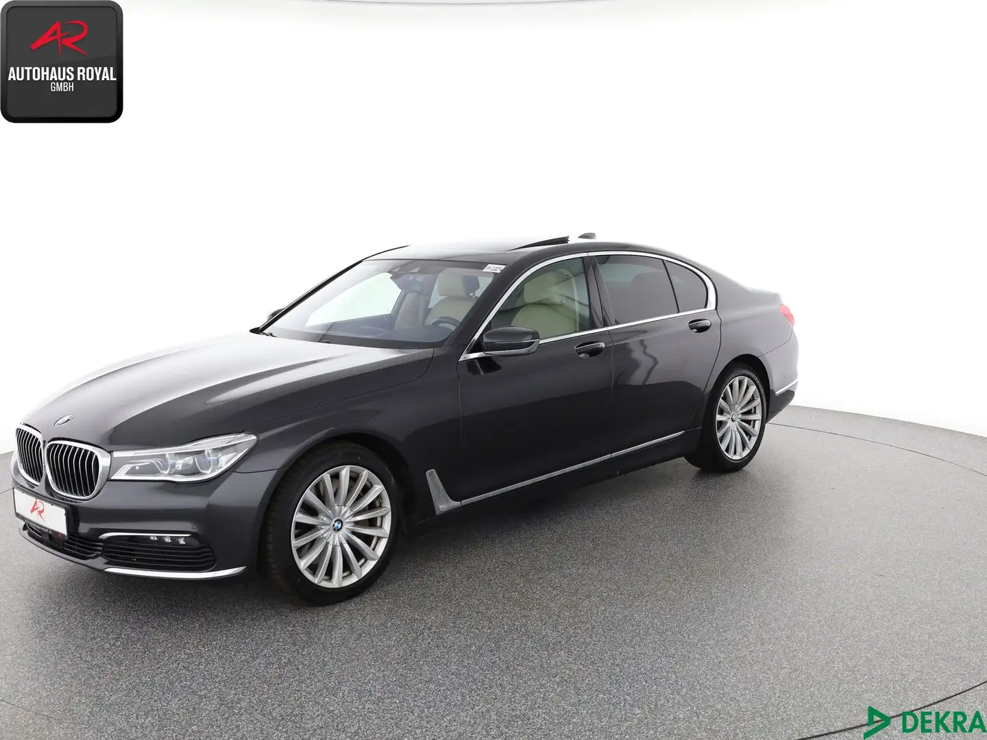 BMW 750 750 i EXKLUSIV LASER,360GRAD,SOFTCLOSE,MASSAGE Grau - 1