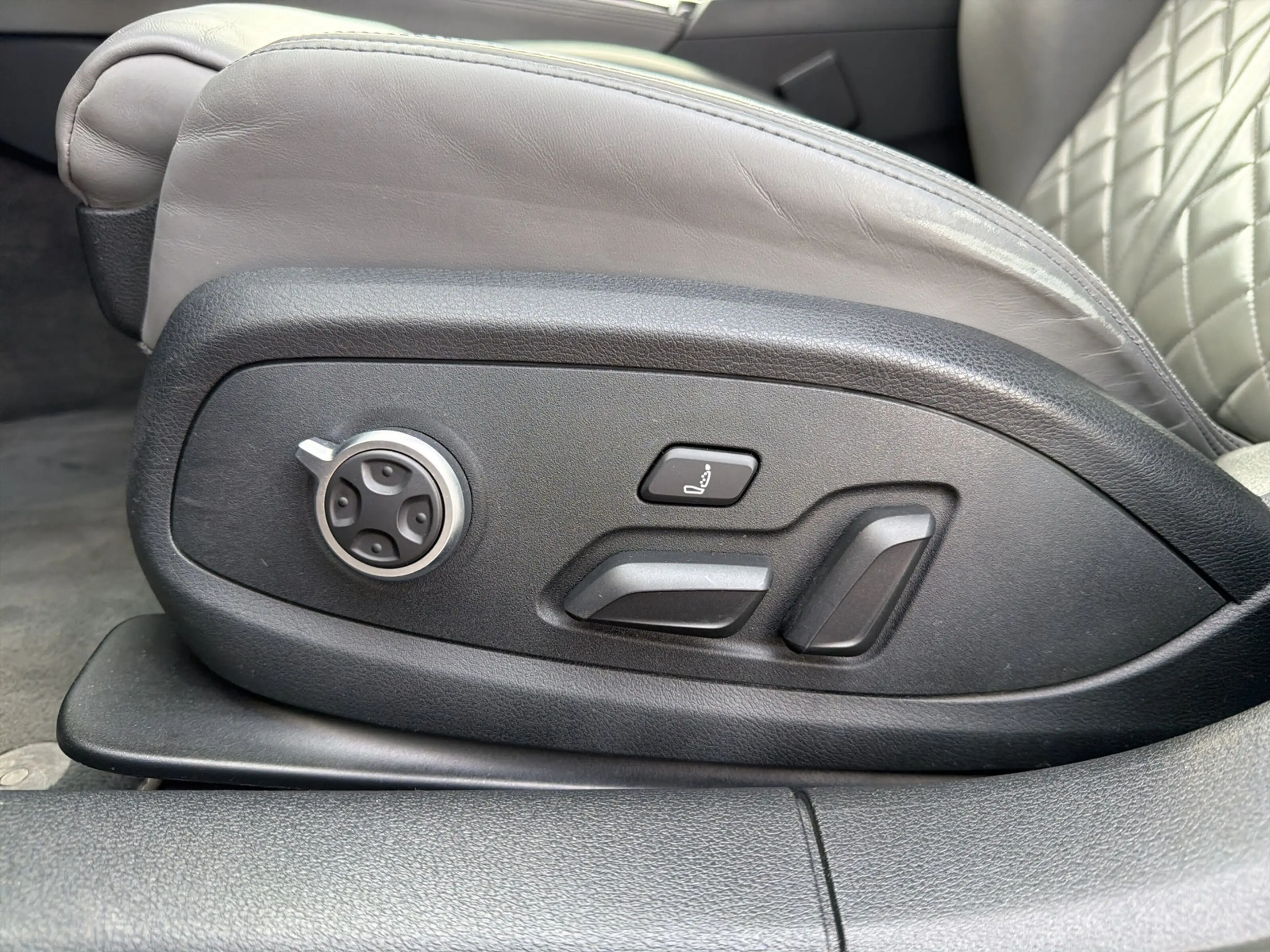 Audi S4 Avant TDI qu S-SITZE MATRIX STANDHZG HuD 360° — photo 8
