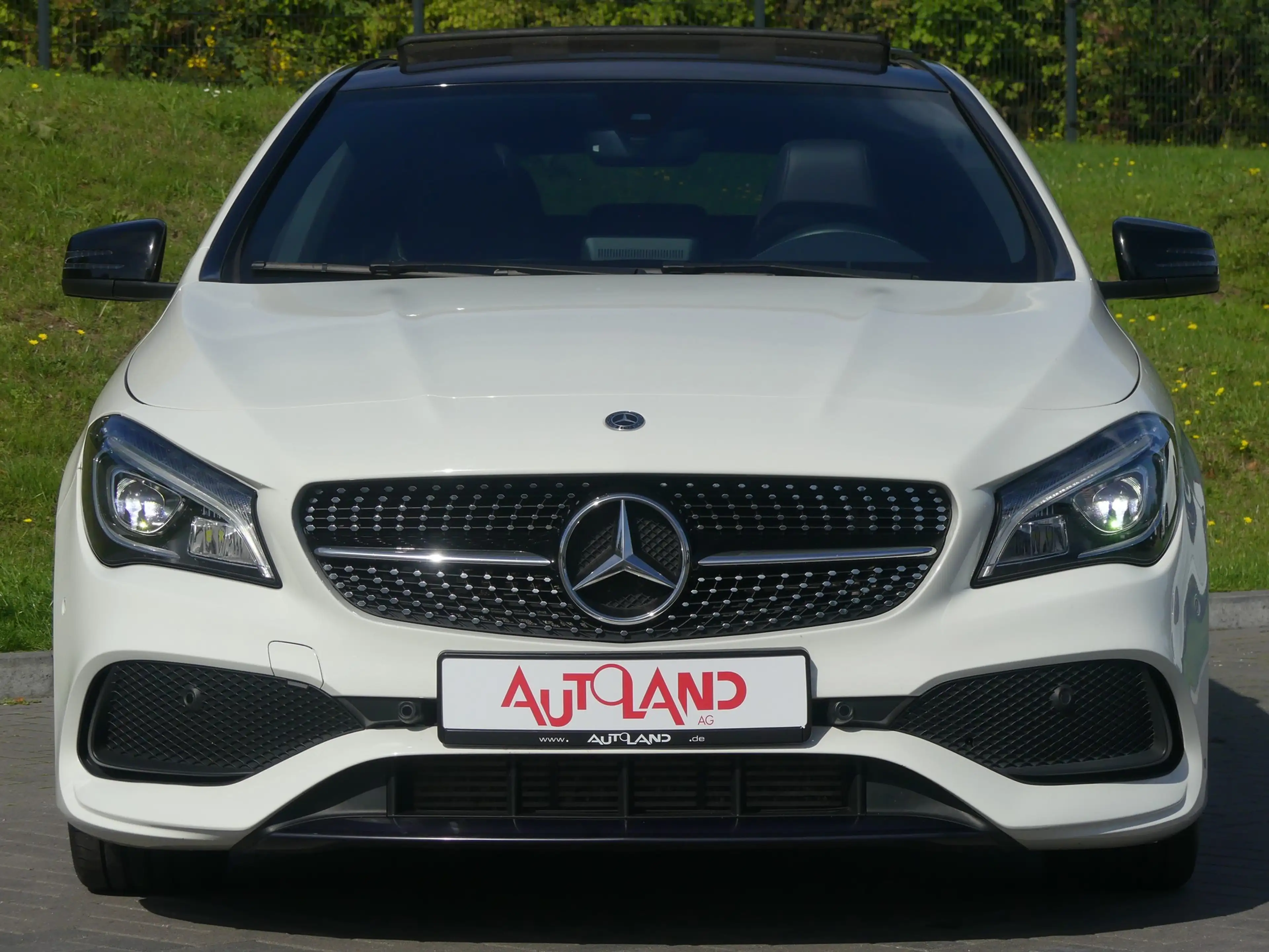 Mercedes-Benz CLA 220 CDI AMG Line LED Navi Tempomat Teilleder — photo 7