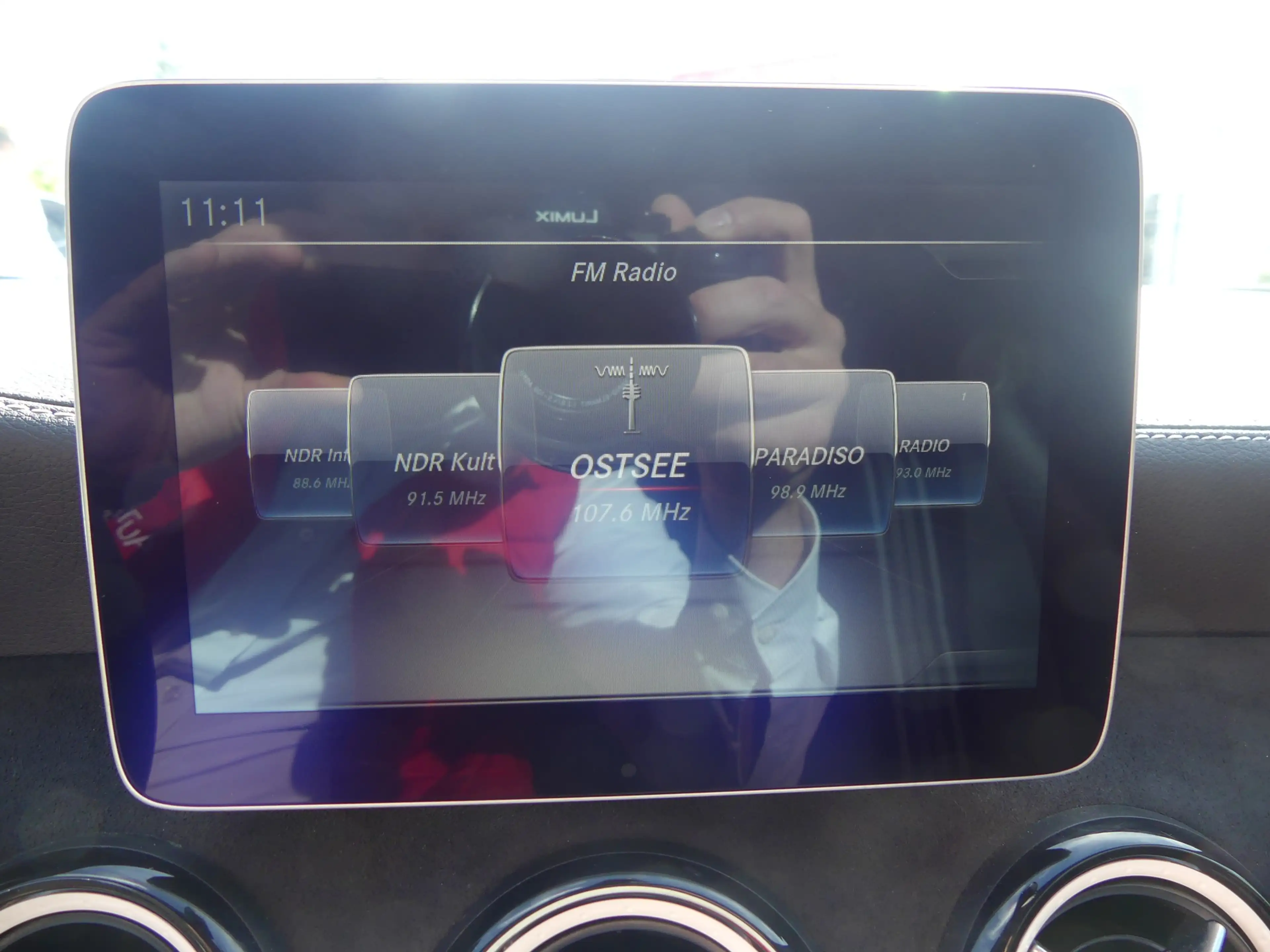 Mercedes-Benz CLA 220 CDI AMG Line LED Navi Tempomat Teilleder — photo 12