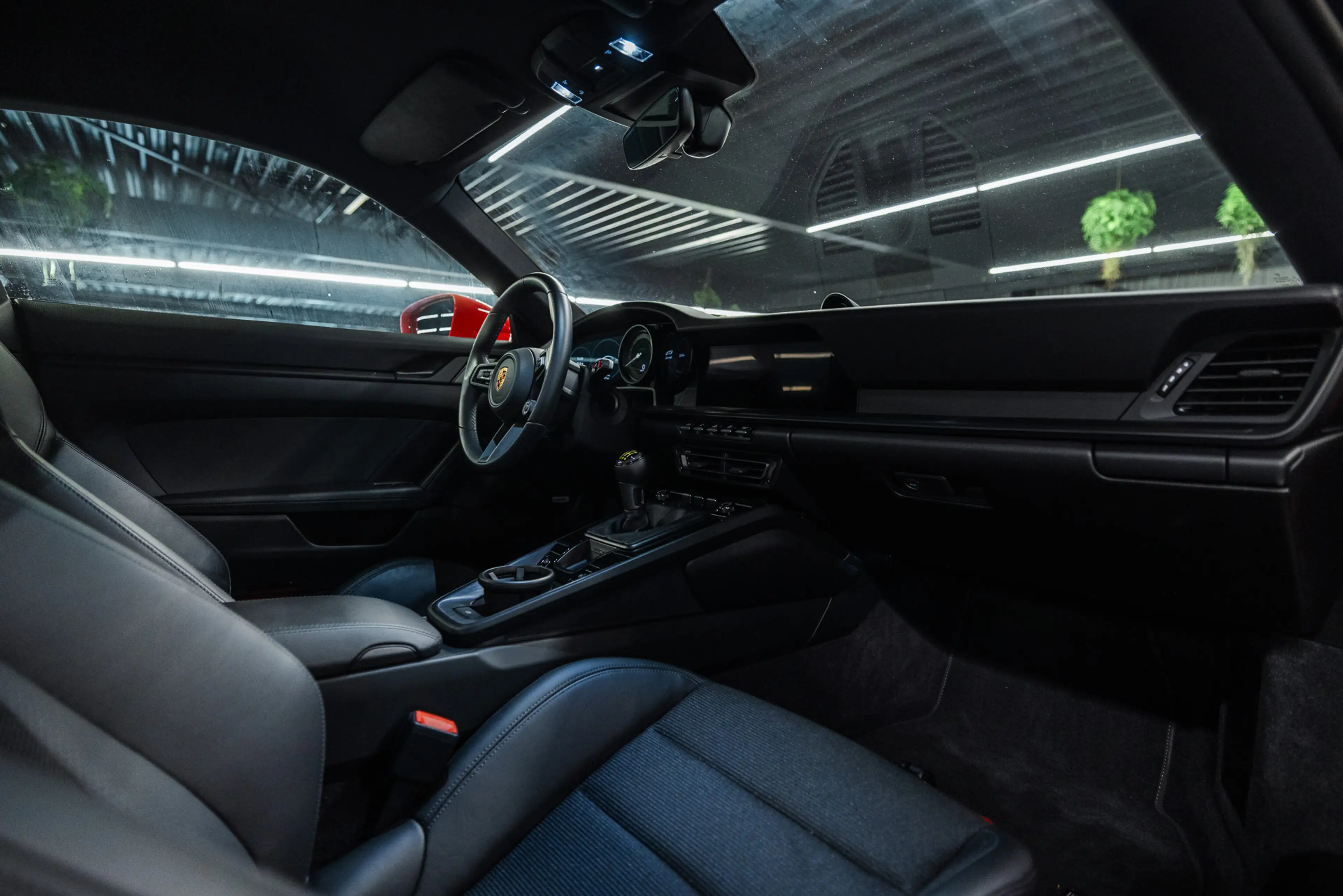 Porsche 992 4.0 GT3 Touring Btw auto, (€ 164.871,00 Ex B.T.W) — photo 6