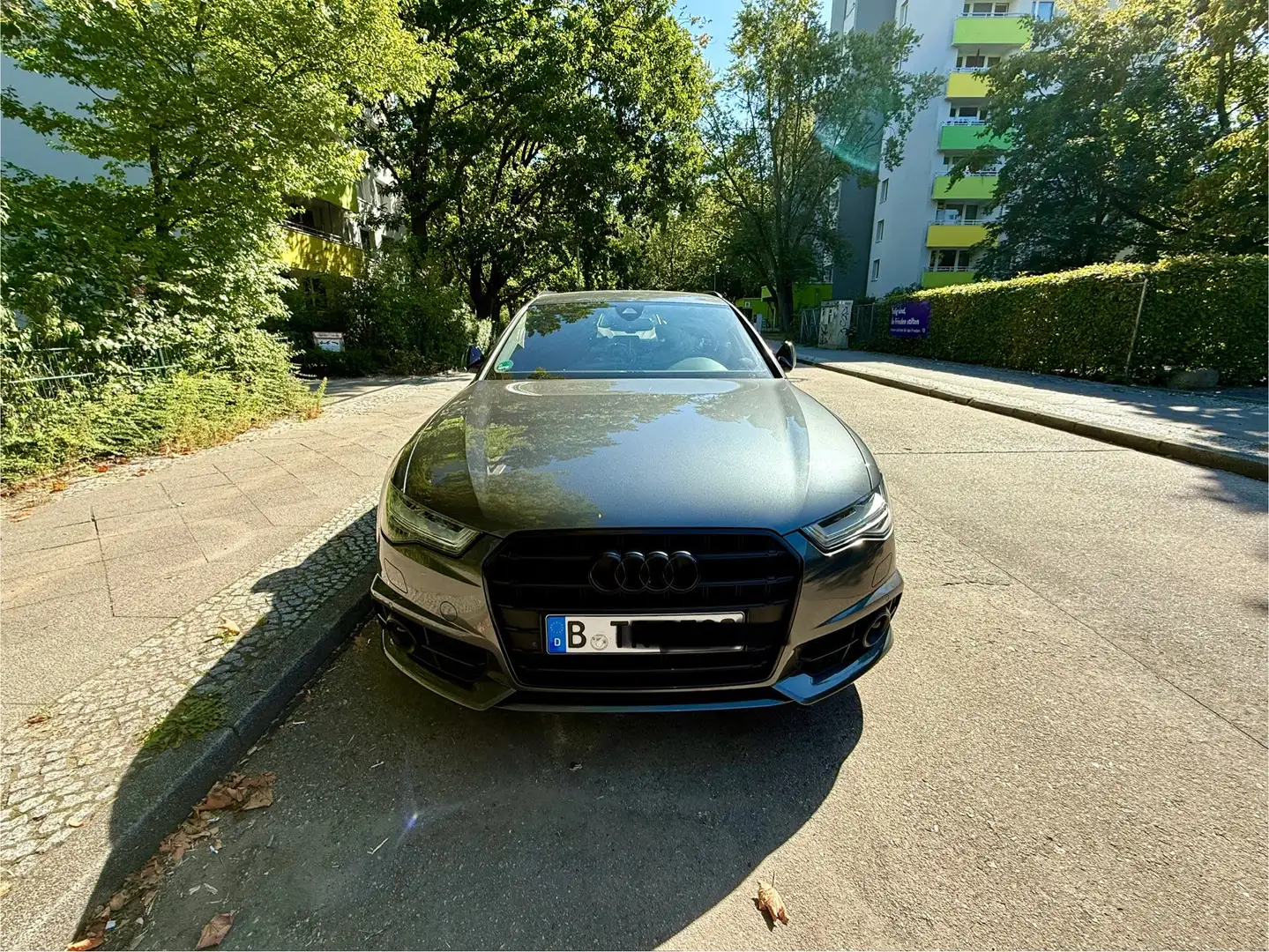 Audi A6 Avant 2.0 TDI ultra S tronic Grau - 1