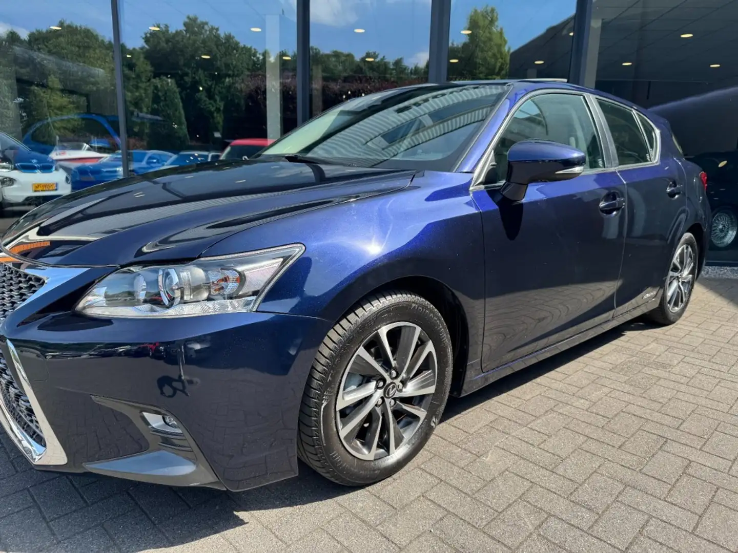 Lexus CT 200h 200H Business Line,Vol leer,Schuifdak,lane assist, Blauw - 2