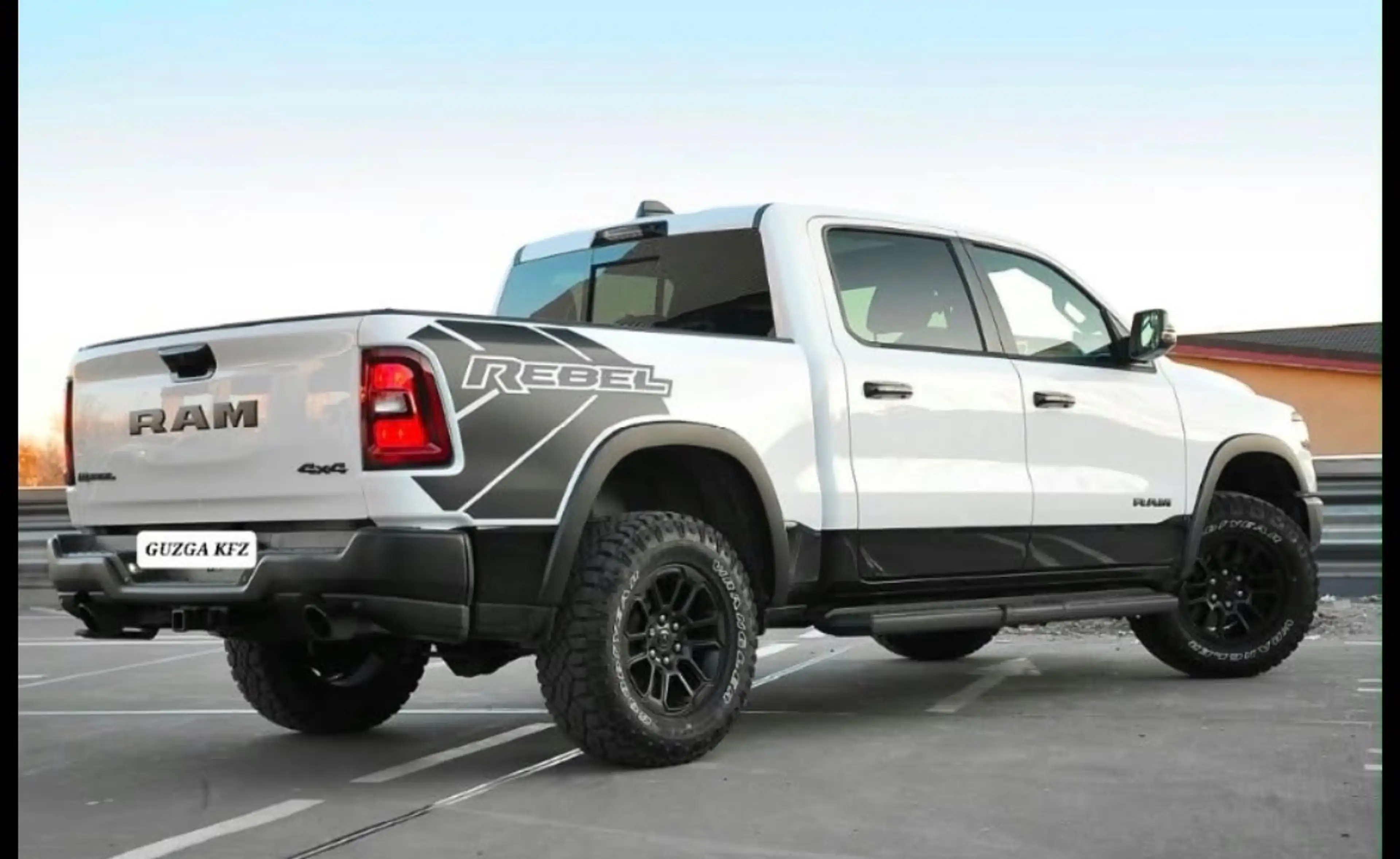 Dodge RAM Rebel 1500 4x4 — photo 3