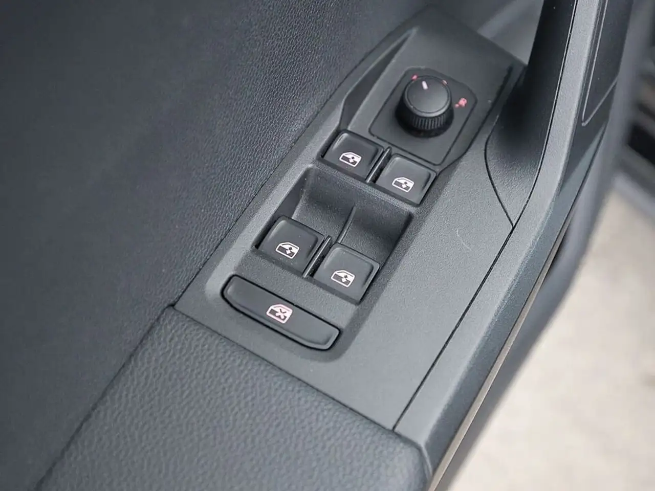 SEAT Arona 1.0 TSI Style Aut LED ASSIST TEMPOMAT PDC 22
