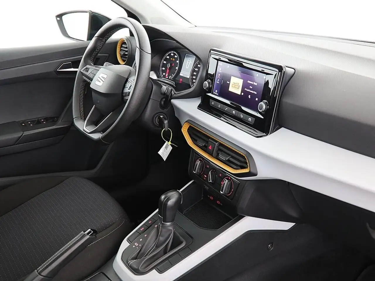 SEAT Arona 1.0 TSI Style Aut LED ASSIST TEMPOMAT PDC 13