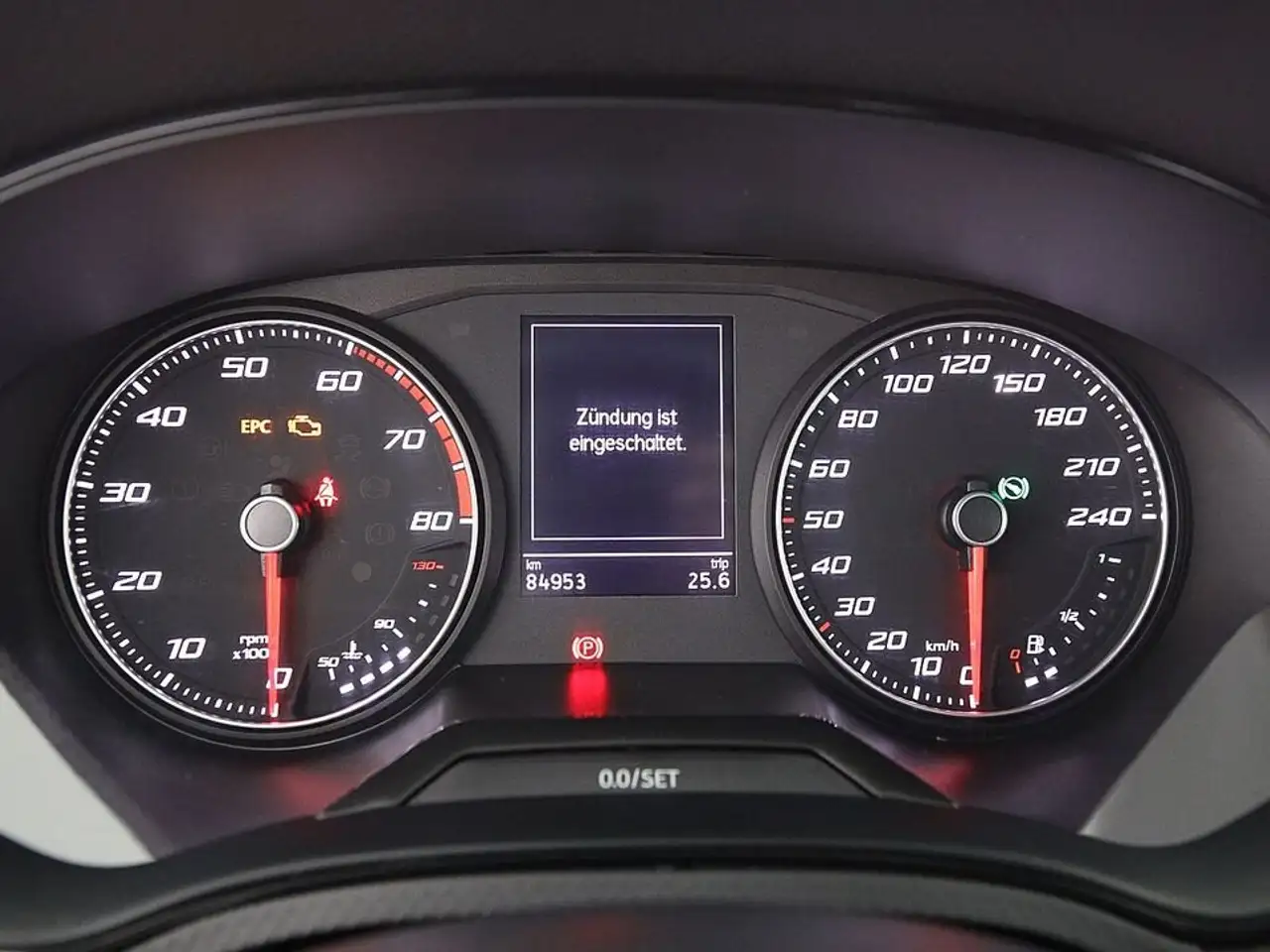 SEAT Arona 1.0 TSI Style Aut LED ASSIST TEMPOMAT PDC 18