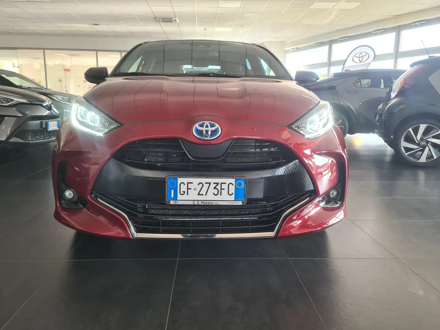 Toyota Yaris Yaris 1.5h Style Rosso - 1